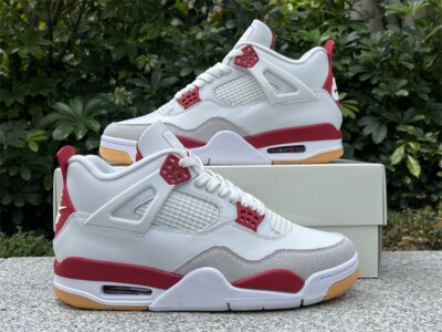 Nike SB x Air Jordan 4